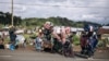 Bakimba bitumba bazali kokima bitumba ya batomboki ba M23 na Kibumba mpo na kokende na nzela ya Goma, Nord-Kivu, 16 sanza ya zomi na moko 2022.