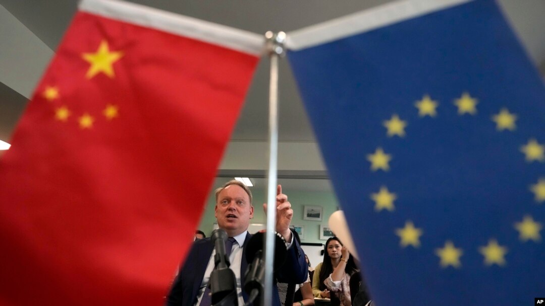 中國歐盟商會會長彥辭（Jens Eskelund）在北京舉行記者會。 （2024年5月10日）