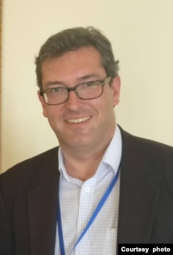 香港監察行政總裁羅傑斯 Benedict Rogers（羅傑斯提供）