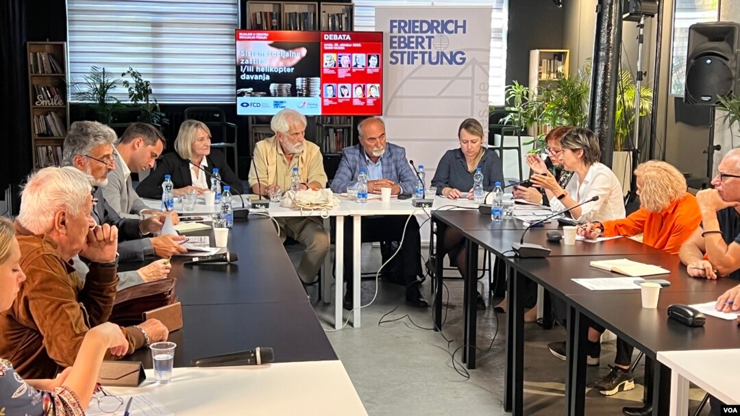 Tribina o merama socijalne zaštite ili helikopter merama vlade Srbije