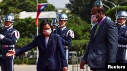 台灣總統蔡英文2022年10月歡迎斯威士蘭國王姆斯瓦蒂三世（King Mswati III）到訪。 （路透社）