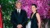 Sean Penn ak Ann Lee rive nan dine d Eta Prezidan Joe Biden ak Madanm ni Jill Biden oganize nan lone Prezidan Kenya William Ruto ak madanm ni Rachel Ruto, 23 Me, 2024.