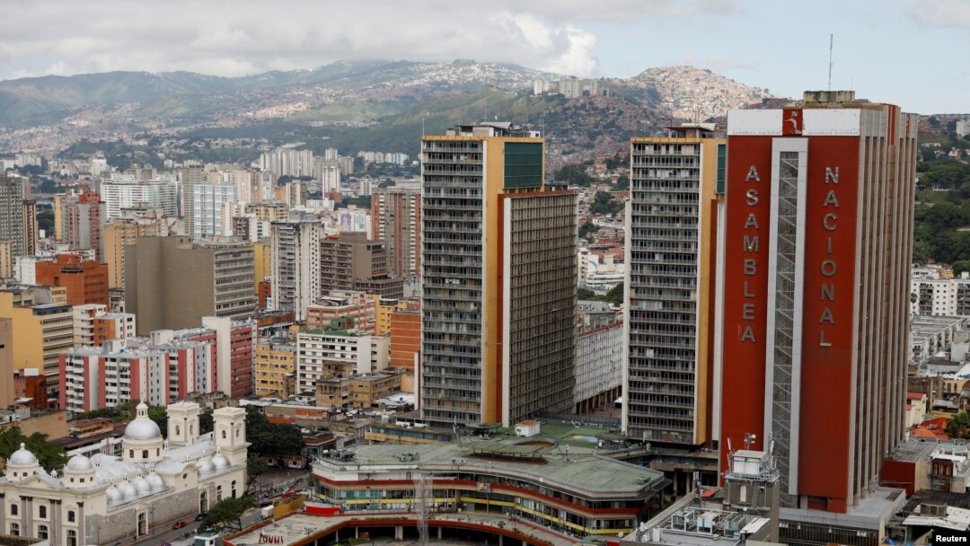 Vista del edificio que ocupa la Asamblea Nacional de Venezuela, en poder del oficialismo, en el centro de Caracas, Venezuela, el 12 de septiembre de 2022.