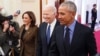 Mokonzi ya kala ya Etats-Unis Barack Obama (D) na Maison Blanch elongo na Joe Biden (C) mokonzi ya sika na vice-président Kamala Harris (G). Washington 5 avril 2022.