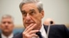 Trump sopesa despedir a Mueller, Senadores buscan blindarlo