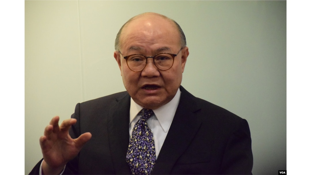 香港退休法官胡國興。(美國之音湯惠芸)