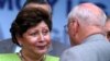 Alba Luz Ramos presidenta de la Corte Suprema de Justicia de Nicaragua, junto al entonces presidente de Nicaragua, Enrique Bolaños (D), el 5 de setiembre de 2003.