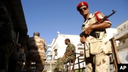 Libia pide a la ONU elevar embargo a armas para proteger sus fronteras y luchar contra el Estado Islámico.