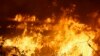 Modesto progreso contra incendios en California