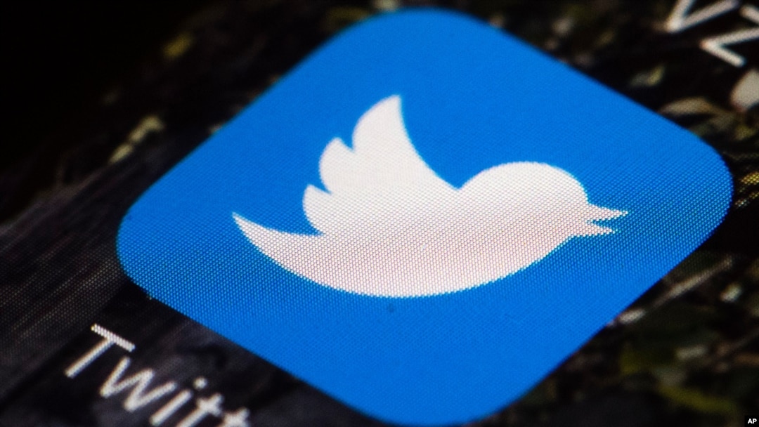 Twitter no ha dado detalles sobre los empleados involucrados en el ataque ni sobre la identidad de los piratas informáticos.