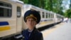 Rossiya Ukrainaga urush ochgach, Kiyev osmoni yopildi, parvozlar yo`q, asosiy transport poyezd va avtobus.