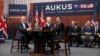 El presidente estadounidense Joe Biden se reúne con el primer ministro australiano Anthony Albanese y el primer ministro británico Rishi Sunak en la Base Naval de Point Loma en San Diego, California, EEUU.