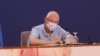 Arhiva - Epidemiolog Predrag Kon na konferenciji za novinare Kriznog štaba