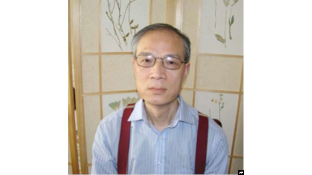 喻智官 《獨一無二的反叛者:王若望傳》作者