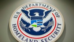 EEUU pone en pausa los procesos de solicitud de estatus para los inmigrantes con libertad condicional
