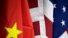 2019年5月28日，在北京举行的中国国际服务贸易博览会上，美国国际商会在展位上摆放了美中国旗。