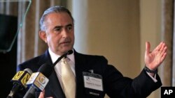 Gustavo A. Cisneros, presidente de las compañías, Grupo Cisneros, es el venezolano más rico con $3.6 mil millones de dólares.