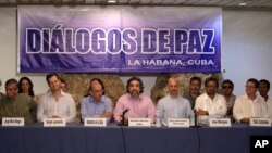 La delegación guerrillera estuvo encabezada por el comandante de las FARC, Iván Márquez, jefe del equipo negociador de los rebeldes en las conversaciones de paz que se realizan en Cuba.