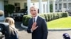 El secretario general de la OTAN, Jens Stoltenberg, habla con los medios de comunicación fuera del Ala Oeste de la Casa Blanca en Washington, el 17 de junio de 2024, tras una reunión con el presidente de Estados Unidos, Joe Biden.