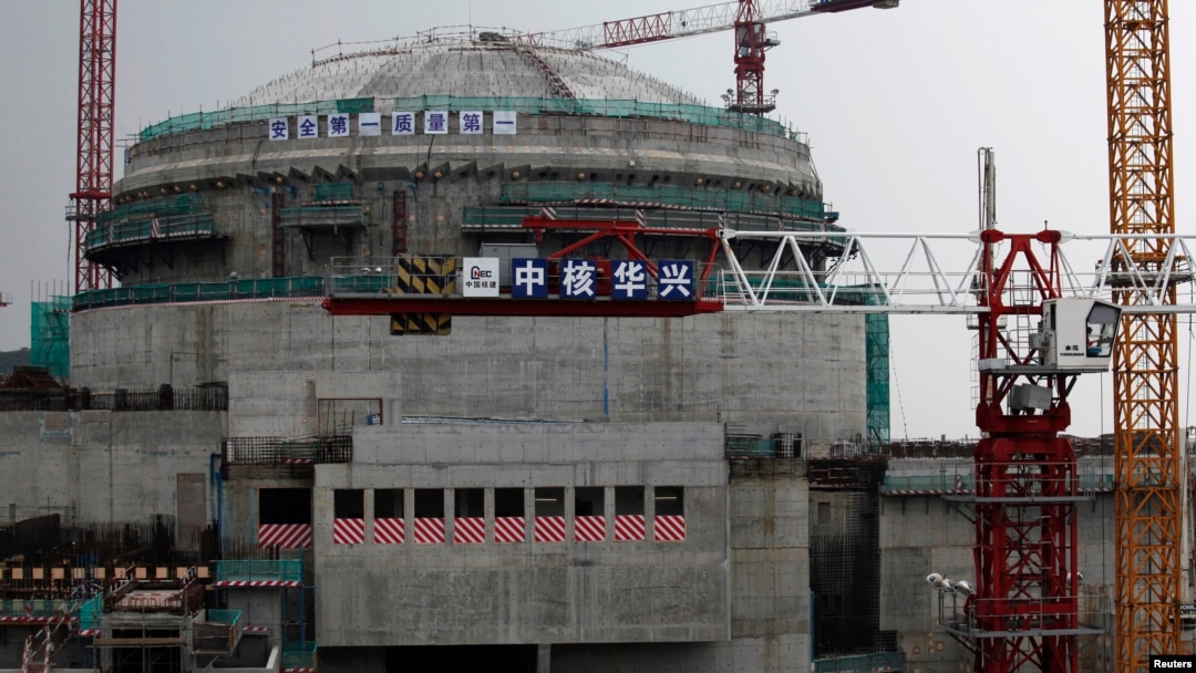 資料照：廣東省台山核電站的一個核反應堆正在建設中。 （2013年10月17日）