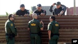 El DHS y la CBP compartirán con la USAID datos tales como: la nacionalidad, la edad, el país de residencia, la edad y el género de los migrantes detenidos en territorio estadounidense. Foto de archivo del 26 de octubre de 2017.