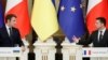 Francuski predsednik Emanuel Makron i ukrajinski predsednik Volodimir Zelenski u Kijevu, 8. februara 2022.