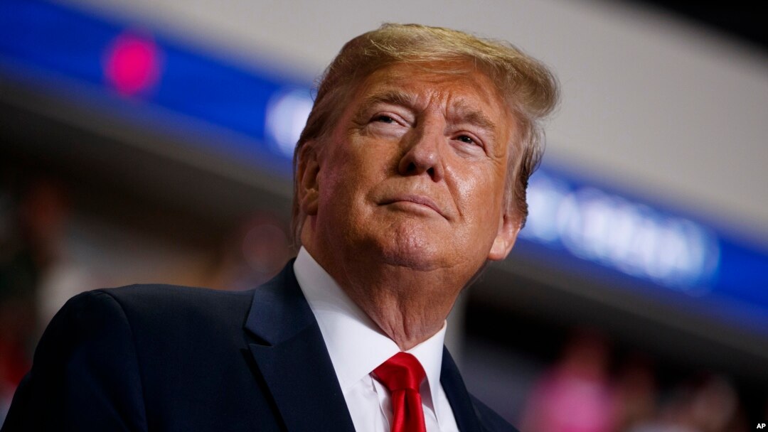La lista muestra que Trump está considerando caras familiares dentro de su gobierno. 