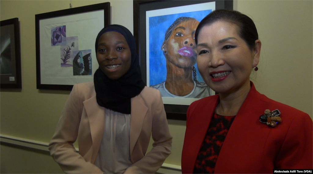 Uwargidan gwamnan jihar Maryland Yumi Hogan tare 'yar Najeriya Rabiatu Ladan, Disemba 05, 2017
