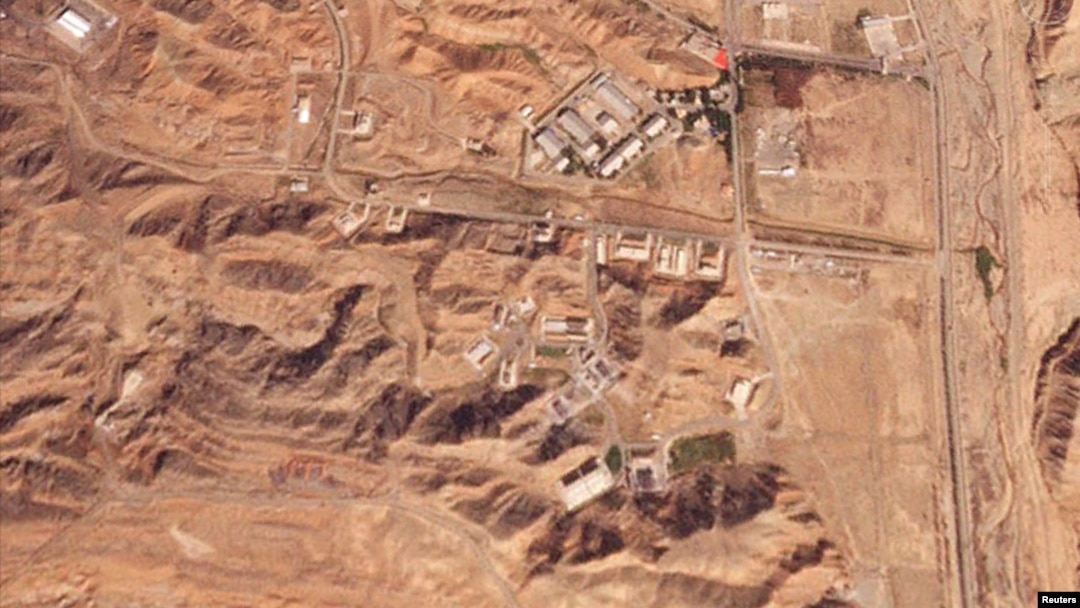 這張衛星圖顯示了一名美國研究人員所說的以色列空襲德黑蘭附近的帕爾欽軍事基地後的現場。 (2024年10月26日)