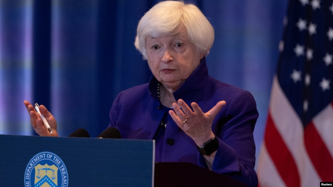 La secretaria del Tesoro de Estados Unidos, Janet Yellen, durante una conferencia de prensa en San Francisco, California, el 10 de noviembre de 2023.