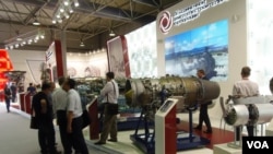 莫斯科國防武器出口展上的戰機引擎。 （美國之音白樺拍攝）